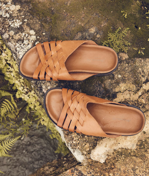 Picture of VADIM CAMEL BRAIDED FLAT LEATHER MULES